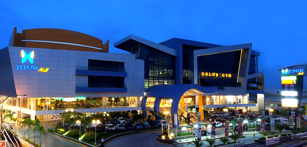 J Centre Mall
